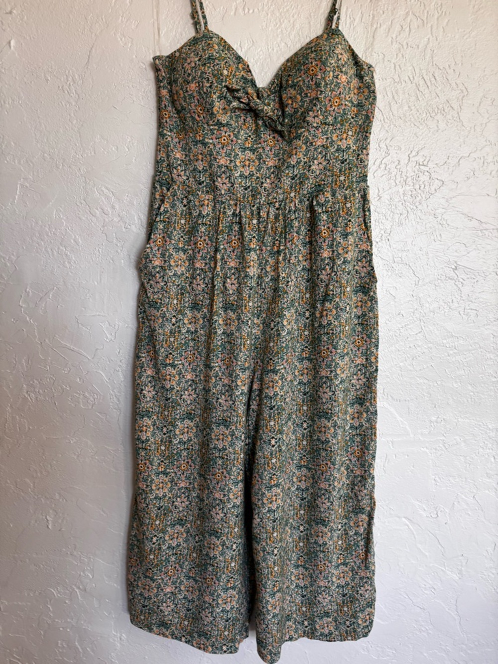 AWW Floral Wide Leg Jumpsuit Smocked Back Pockets Boho Green L - Picture 2 of 12